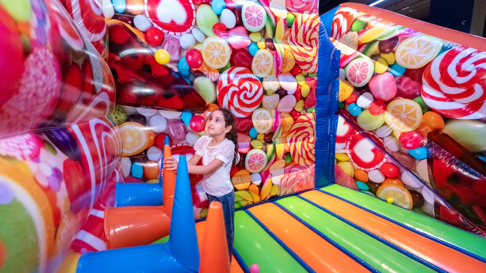 Toddler-friendly slides and play features